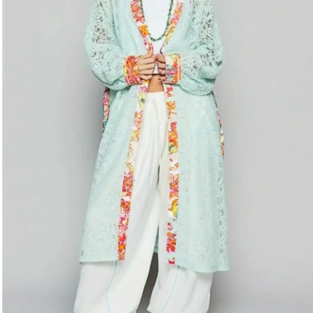 POL Moonlace Kimono Cardigan Duster mint green floral trim belt sz small - Picture 4 of 7